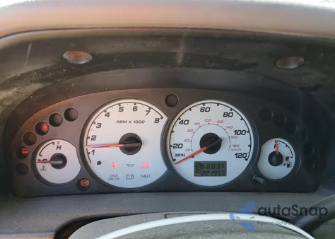 2002 Ford Escape Xlt from USA, damaged, VIN 1FMYU04172KB66559